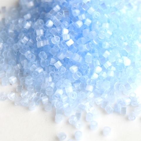 DB-0831 Бисер цилиндрический Миюки делика 11/0 /Miyuki delica 11/0