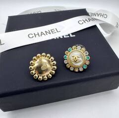 34343 - Серьги-пусеты CHANEL круглые
