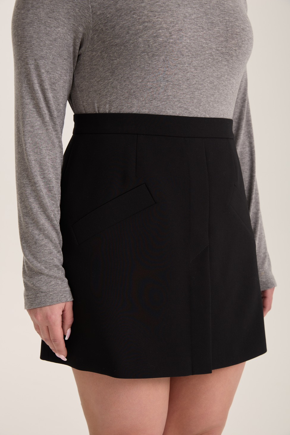 Юбка мини с планкой, черный