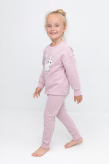 пижама  для девочки  К 1581/фламинго,маленькие листья