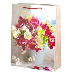 
          Пакет подарочный бумажный Alingar, (М) 18х24х8,5 см, вертикальный, "Нежные букеты". мат. ламинация, ассорти