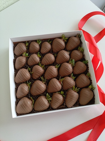 Клубника в шоколаде 