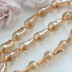 Бусины стеклянные, бежевый с покрытием, фриформ 22*13 мм, 1 бусина, МК045