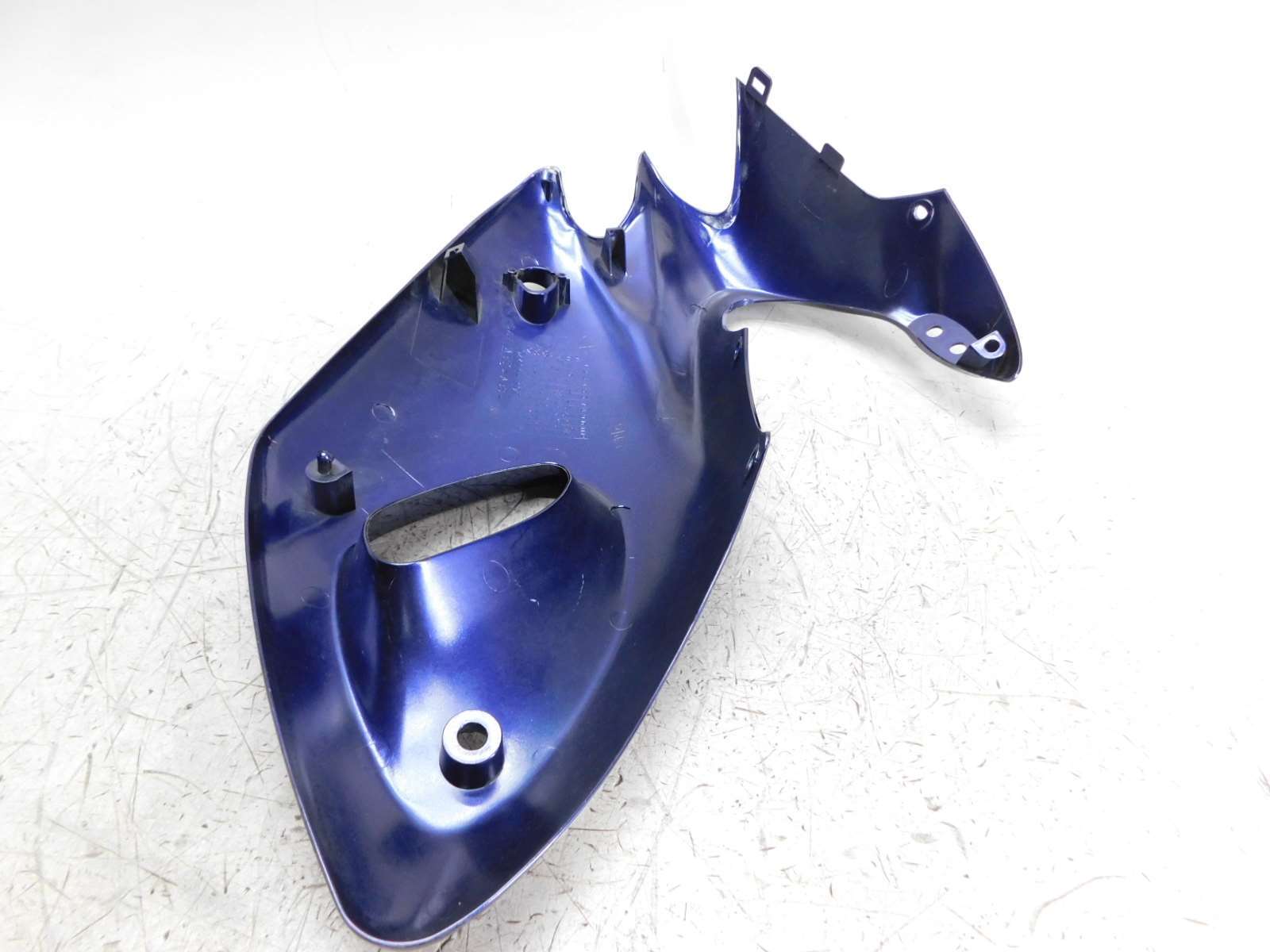 Пластик боковой правый Suzuki SV400S VK53A - купить по выгодной