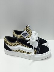 Кеды с леопардовым принтом