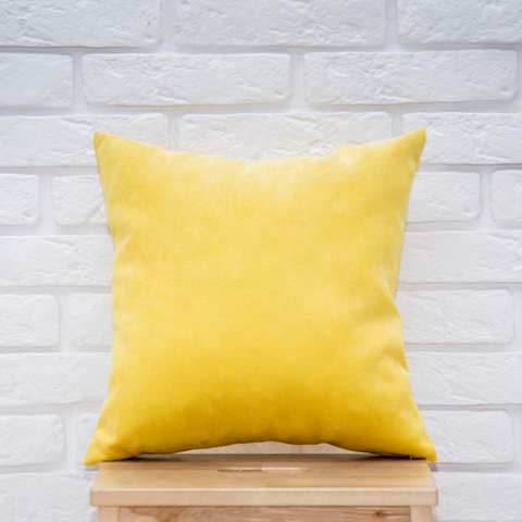 Подушка 40*40 микровельвет (жёлтая)