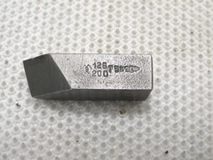 Нож 2020-0003 Т15К6, 60 градусов к торцевым фрезам (125-200мм)