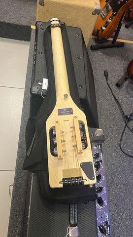 Traveler Guitar Ultra Light Acoustic Maple
