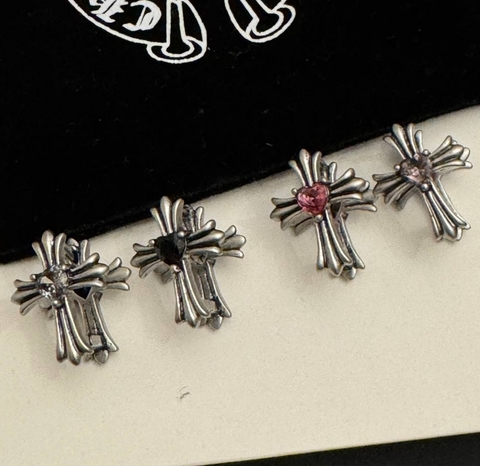 sergi-v-forme-krestov-dvuhstoronnie-chrome-heart