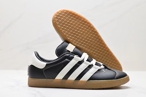 adidas Originals Gazelle Indoor 'Black/White/Gum' 