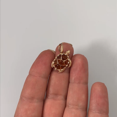 03-3002-00-271-1110-46-podveska-cherepaha-iz-zolota-585-proby-s-yantaryom