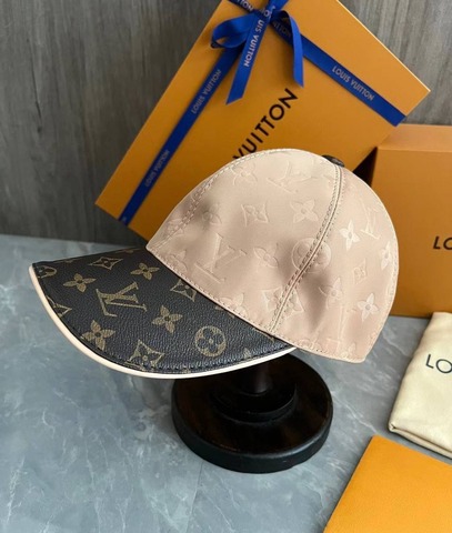 Бейсболка LV Get Ready