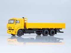 KAMAZ-65117 flatbed truck (early) yellow 1:43 Start Scale Models (SSM)