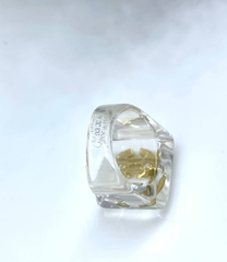 18230-kolco-pechatka-chanel-iz-plastika-s-latunnymi-vstavkami