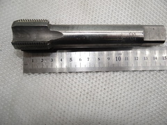 Метчик м/р правый М33×2,0 №2 ВК8