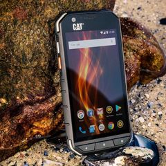 Смартфон  CAT S31