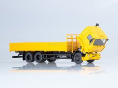 KAMAZ-65117 flatbed truck (early) yellow 1:43 Start Scale Models (SSM)