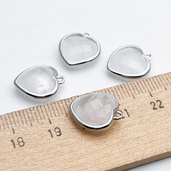 Подвеска Сердце, кварц, цвет серебро (родий), размер около 14*13 мм, цена за 1 шт