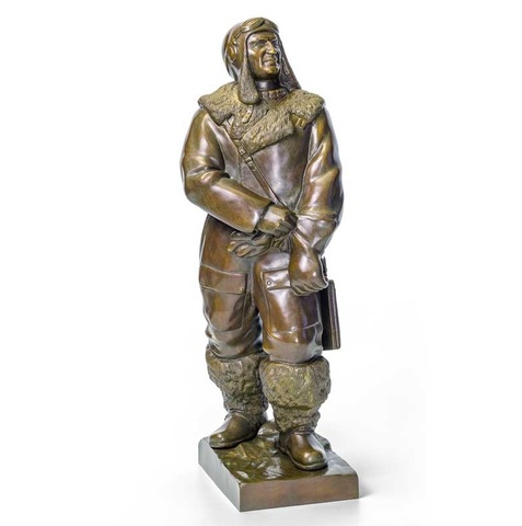 Бронзовая скульптура Полярный летчик