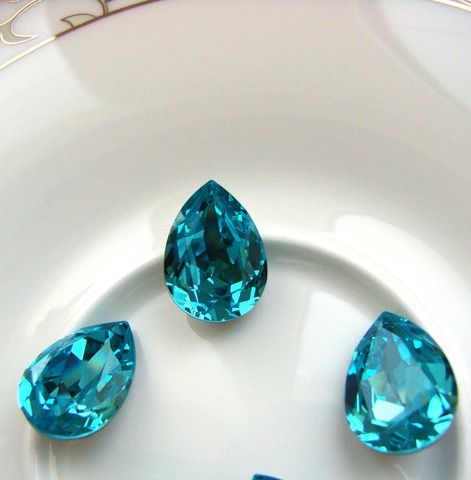Капли 18*13 мм Светлая бирюза / Light Turquoise