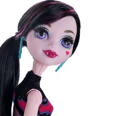 Моаника и Дракулаура. Добро пожаловать в школу монстров