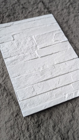 Broadline stone