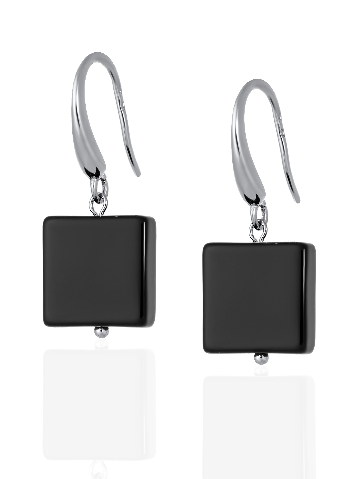 Ювелирные серьги с агатом