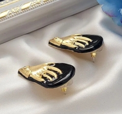 73174 Серьги РУКИ в стиле Schiaparelli