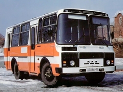 PAZ-3205 Suburban Bus 1:43 Start Scale Models (SSM)