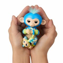 Fingerlings Интерактивная обезьянка 