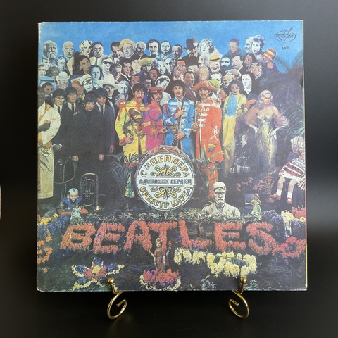 2 LP Битлз The Beatles Оркестр клуба одиноких сердец. Револьвер. С вкладышем. 2 Виниловые пластинки 12 дюймов