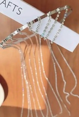 Ободок однорядный для волос из кристаллов с длинными подвесками