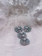 Пуговицы серебристые с квадратными цветными камнями и жемчугом