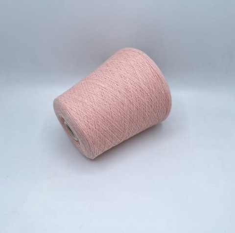 Бобинная пряжа (пр.Италия),1500м/100 гр. 80%шерсть, 20%полиамид, цвет-Нежно-розовый,арт-31840