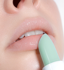 LuxVisage Бальзам для губ  mint & care с охлаждающим эффектом 3,9г