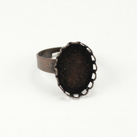 Основа для кольца с сеттингом с ажурным краем для кабошона 18х13 мм (цвет - античная медь)