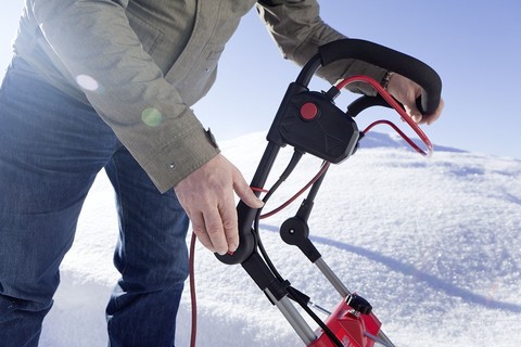 ЭЛЕКТРИЧЕСКИЙ снегоуборщик  SnowLine 46 E