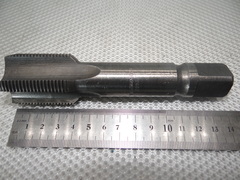 Метчик м/р правый М33×2,0 №2