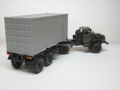 Ural-44202 with semitrailer container khaki-gray Elecon 1:43