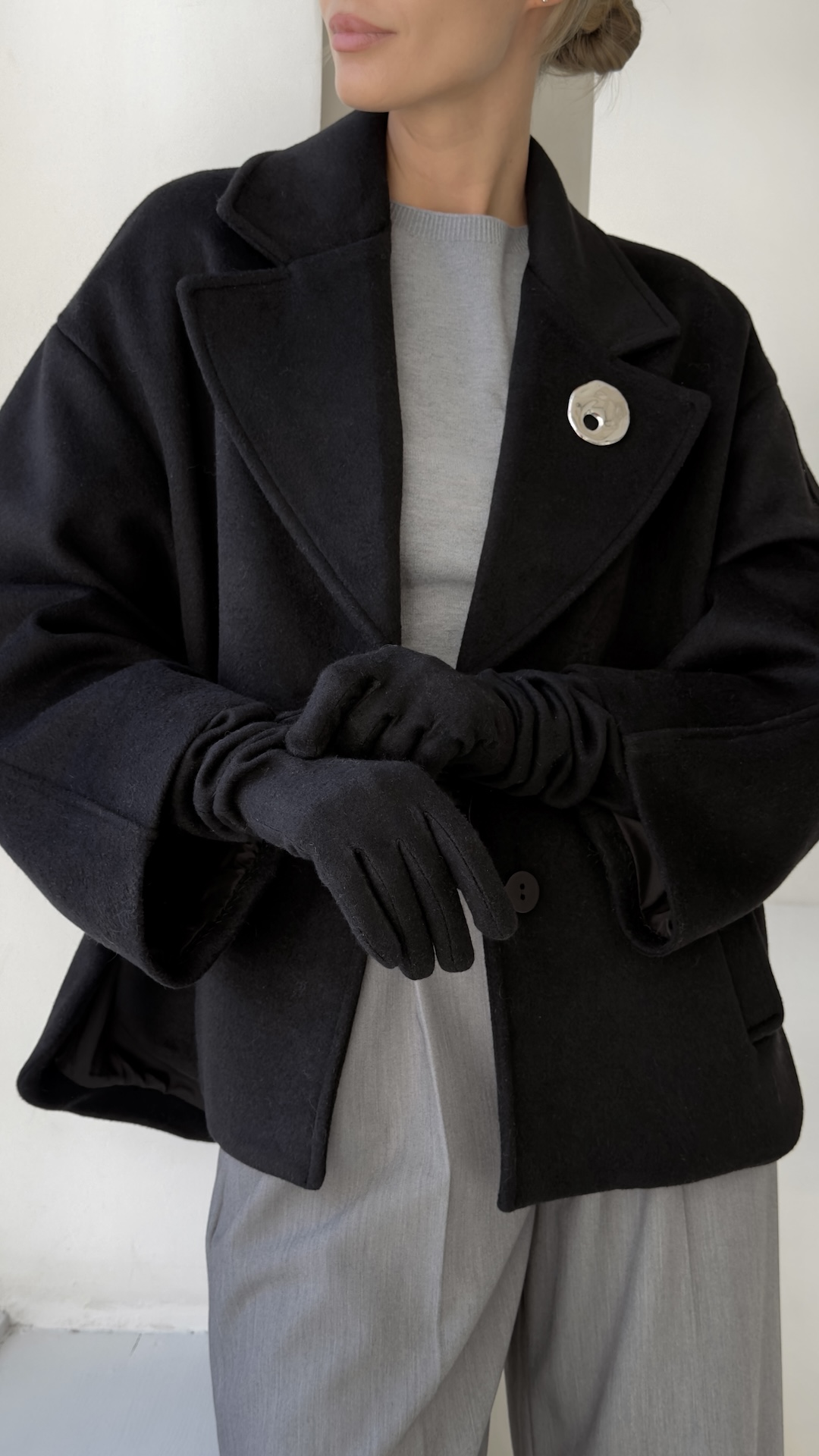 Брошь неправильной формы