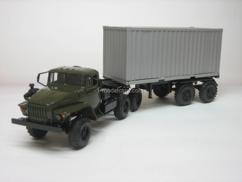 Ural-44202 with semitrailer container khaki-gray Elecon 1:43