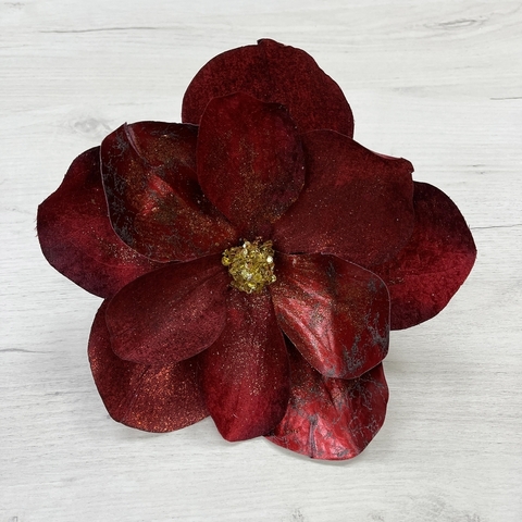 Цветок магнолия на клипсе 20см ChristmasDeLuxe бордовая/золотая