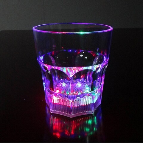Восьмиугольный светящийся бокал для виски