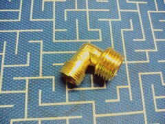 Фитинг-уголок UNITED PARTS для компрессора, резьба внешняя  3/8