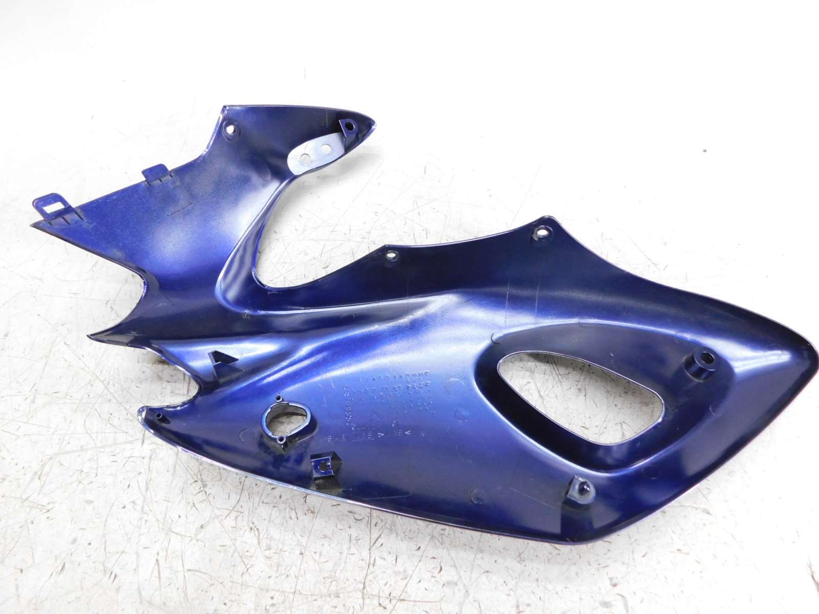 Пластик боковой правый Suzuki SV400S VK53A - купить по выгодной