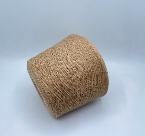 Бобинная пряжа (пр.Италия),1500м/100гр, 80%шерсть, 20%полиамид, цвет-Бежевый , арт.31492