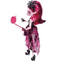 Дракулаура. Добро пожаловать в школу монстров