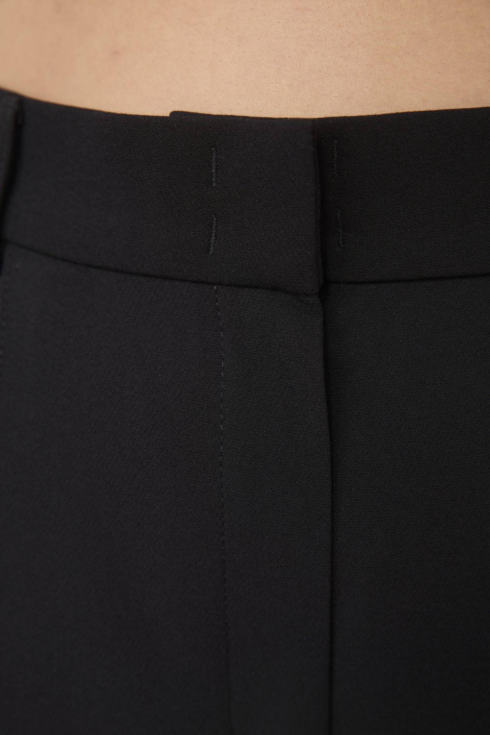 Брюки со стрелками, черный