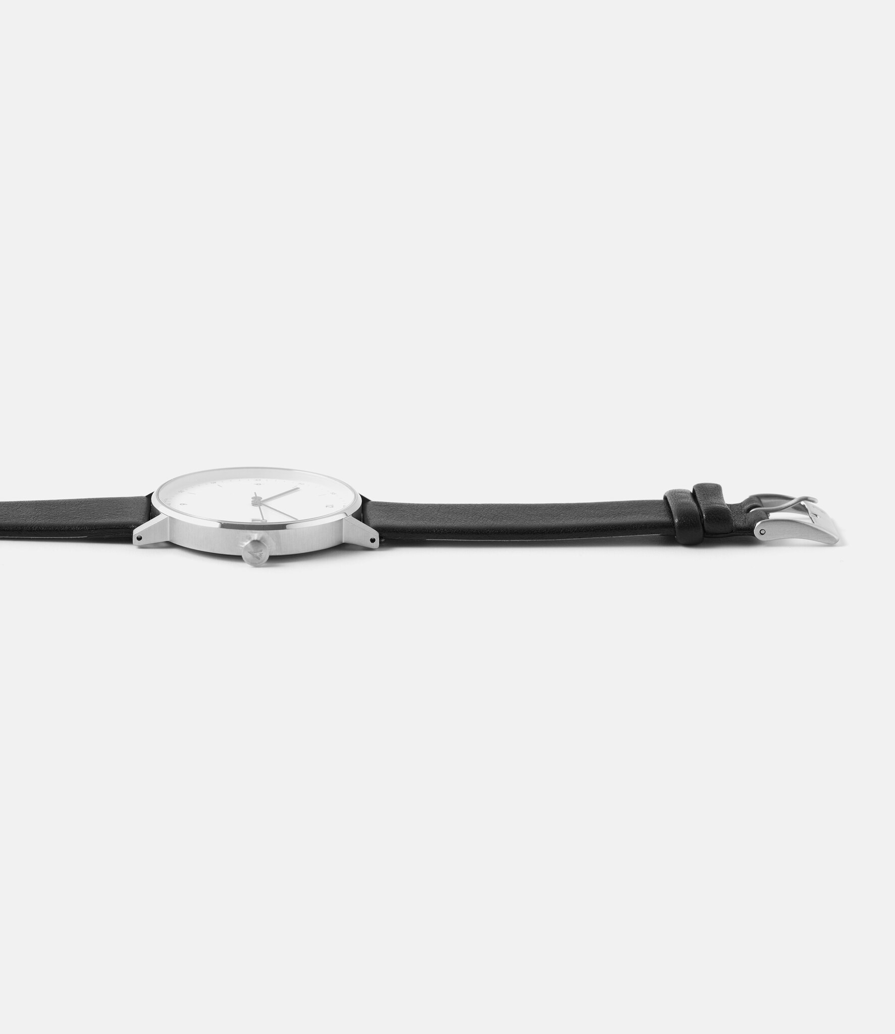 Void Watches PKG01 Silver Black White — кварцевые часы (38 мм)