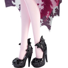 Дракулаура. Добро пожаловать в школу монстров